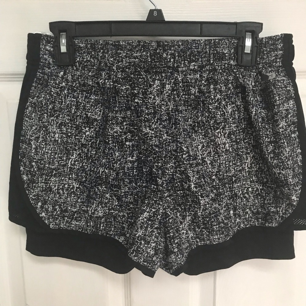 Running shorts